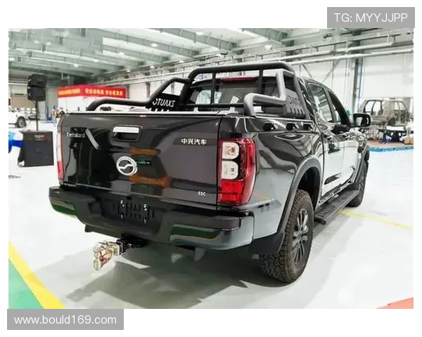 2.5T国六柴油+四驱，外观很霸气内饰很豪华，中兴领主新车型曝光